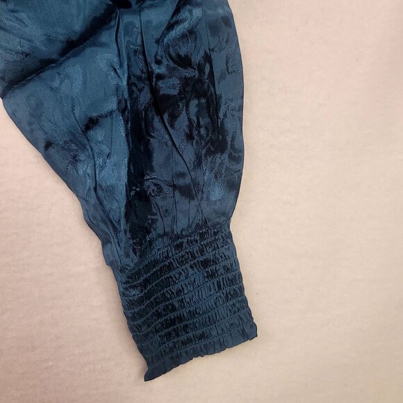 Band Of The Free Deep Teal Floral Jacquard Crossover Long Sleeve Crop Top Small - Picture 7 of 11